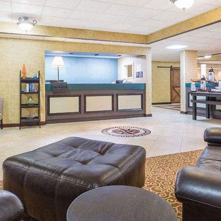 Rome Inn And Suites Eksteriør billede